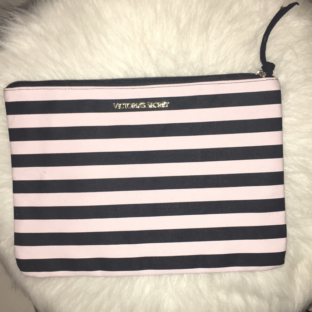 Victoria secrets makeup purse